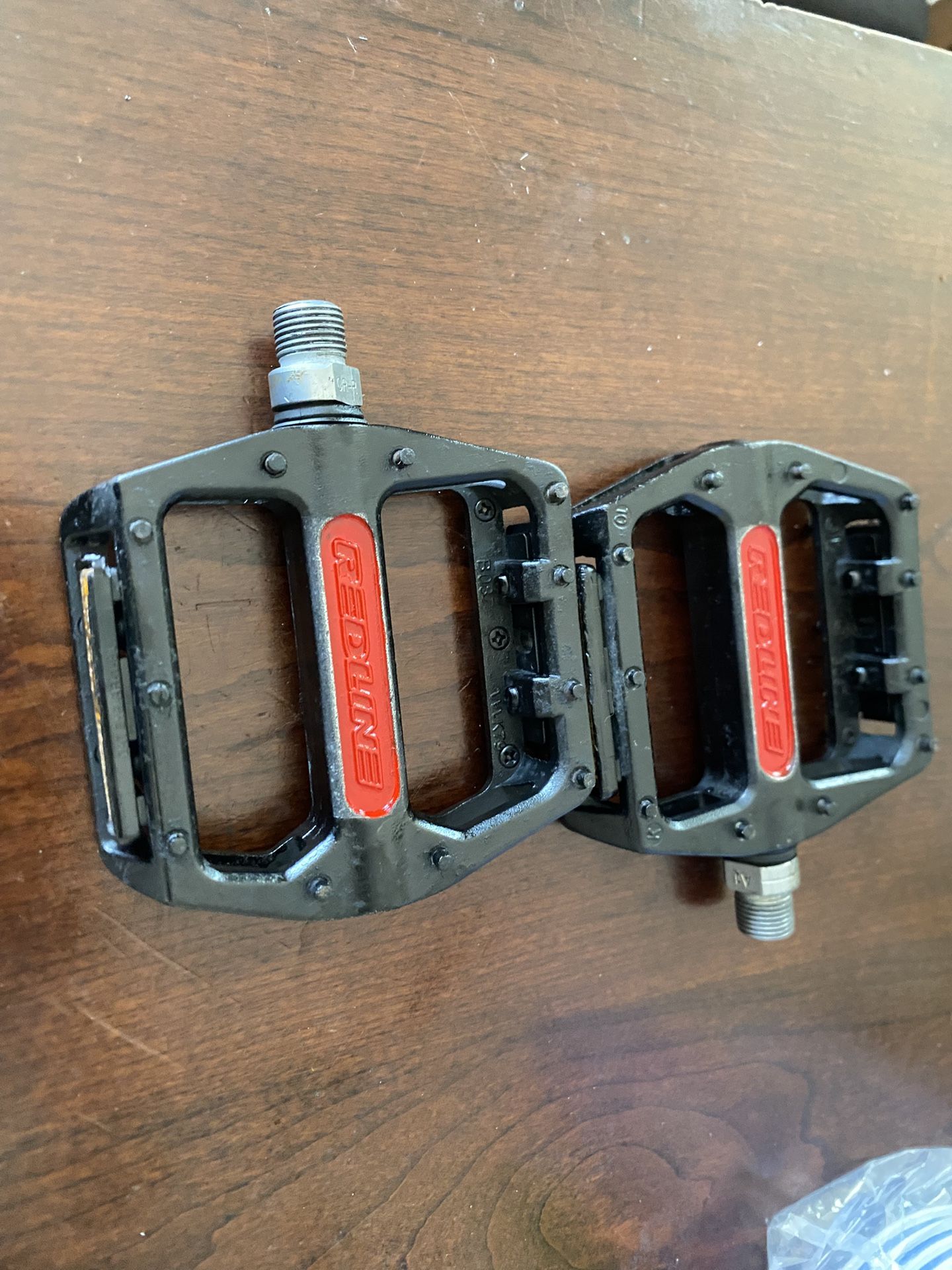 Vintage Redline Pedals
