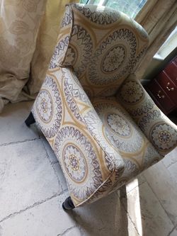 Pier 1 Accent Chair