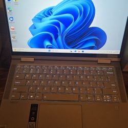 Lenovo Computer