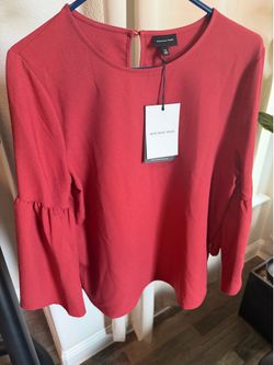 Who What Wear Coral-Red Bell Sleeve Blouse size Medium New