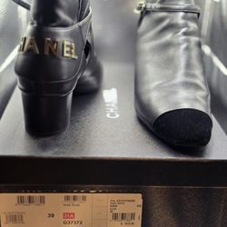 Channel Boots
