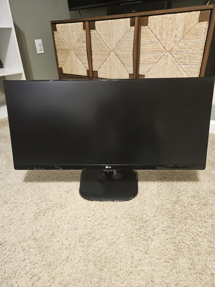 Widescreen Computer Monitor