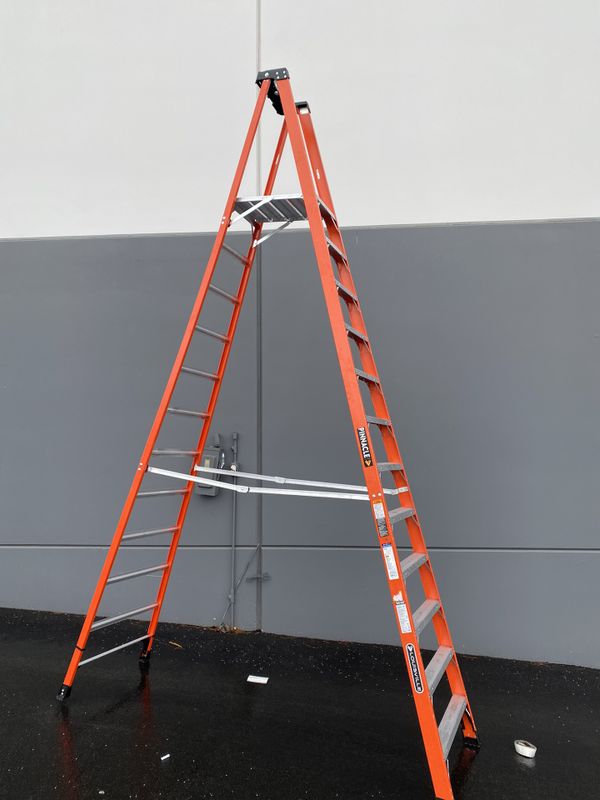New 12’ Platform Step Ladder 375Rated for Sale in Ontario, CA OfferUp