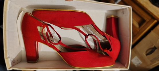 Bandolino Women's Jamie Nubuck T-strapped Red Suede High Heel Pumps