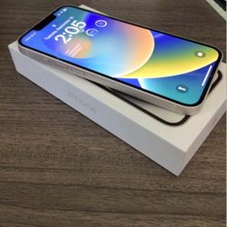 Phone 14 128GB White - Camera faulty (Read Description $275 $725
‣