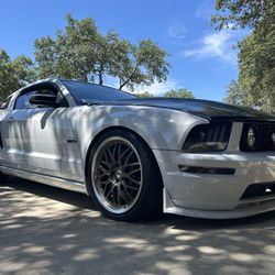2005 Ford Mustang