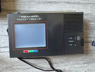 Realistic Pocket Vision 21 Color LCD TV - Radio Shack