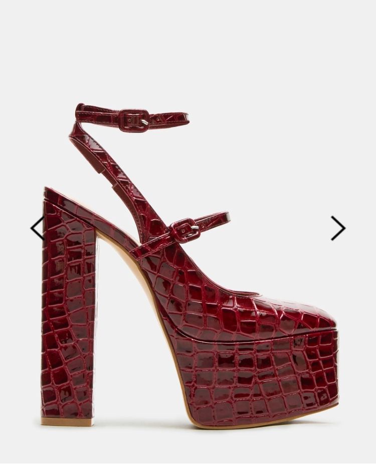 Size 7 SCOTLYN RED CROCO heels/ STEVE MADDEN 