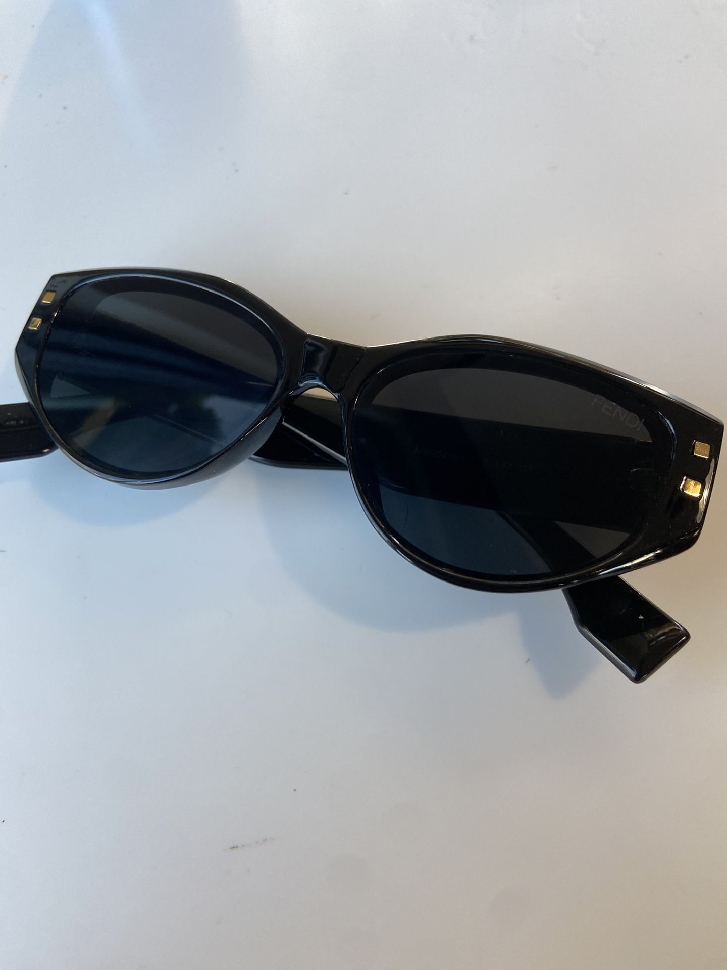 woman fendi glasses