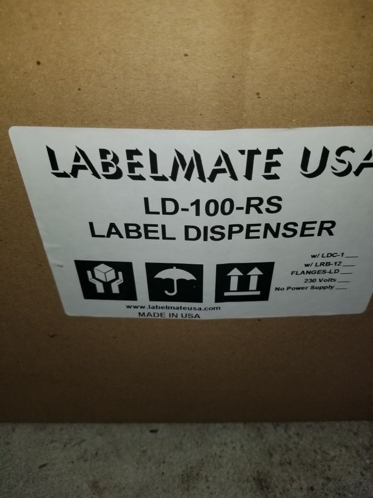 Label dispenser