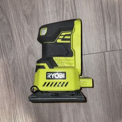 Ryobi 18v One+ 1/4 Sheet Sander
