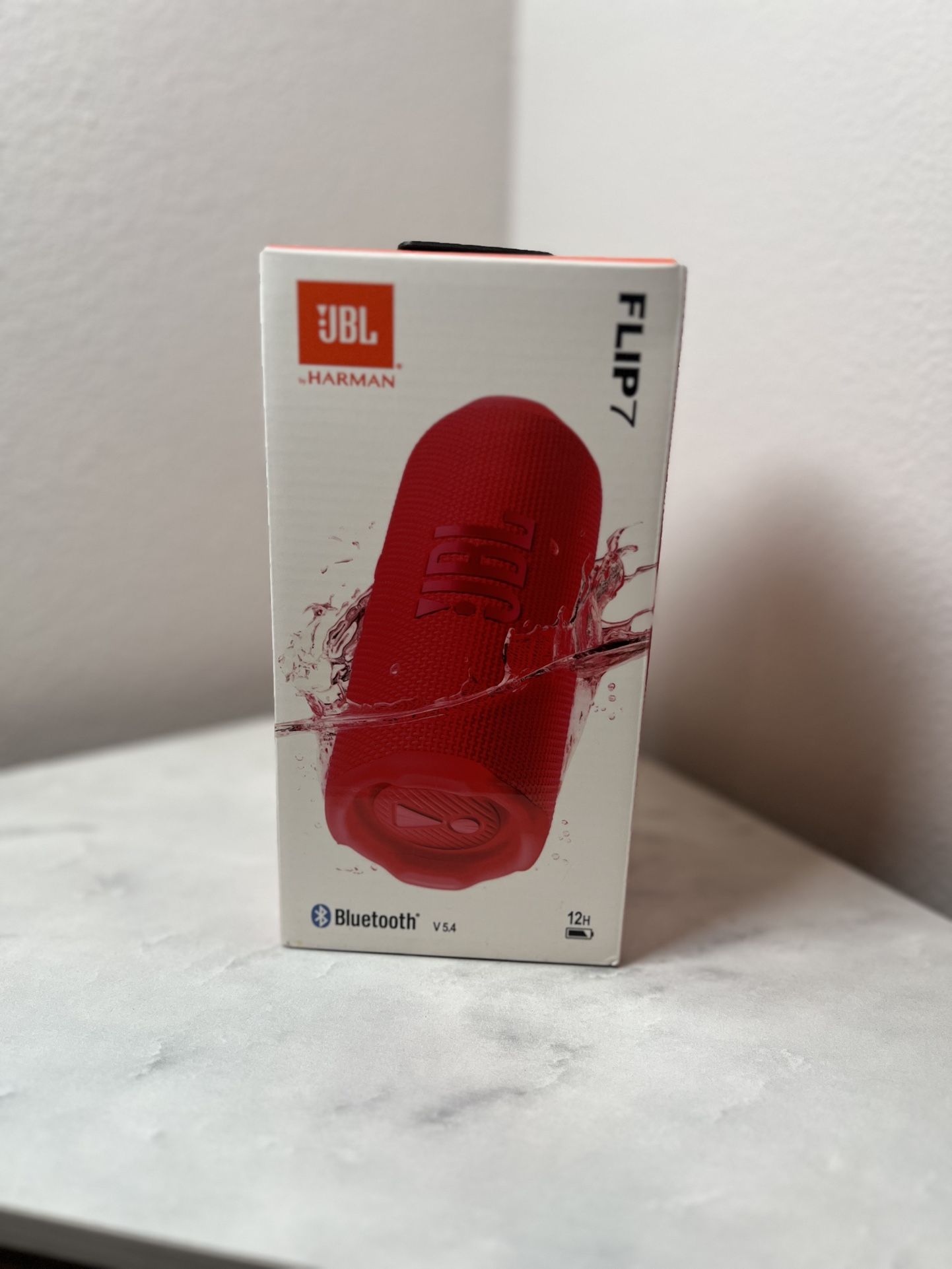 JBL Flip 7 Portable Bluetooth Speaker β Red