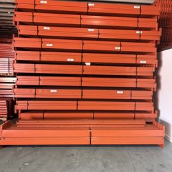 Pallet rack liquidation sale teardrop pallet racking warehouse shelving