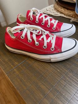 Converse size 4 used great condition
