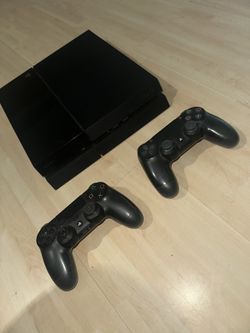 Used PS4 With Two Controllers