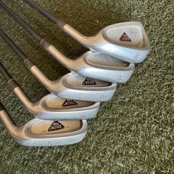 PRGR Golf Iron Set DATA 735 , 5 pieces (6, 7, 9, Pw, and Aw) (missing #8 iron), about 1.5 inches shorter than standard club length Data 065 PRGR M-34 
