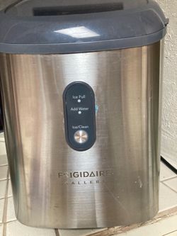 Frigidaire Gallery Ice machine