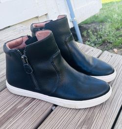 🖤 Black Leather High-Top Sneaker Booties 🖤