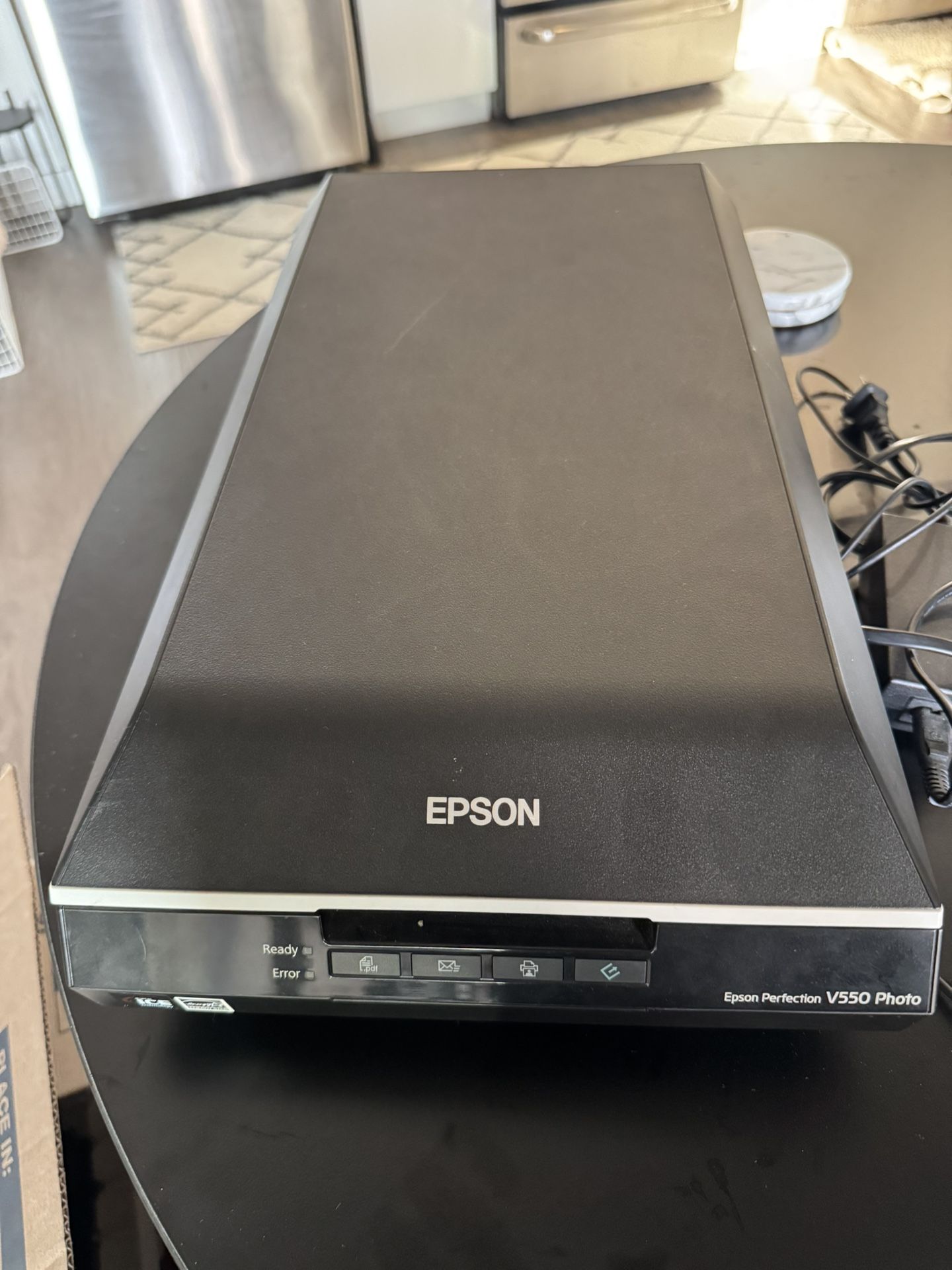 Epson V550 Photo Scanner