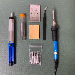 Solder Gun With Desoldering Tool