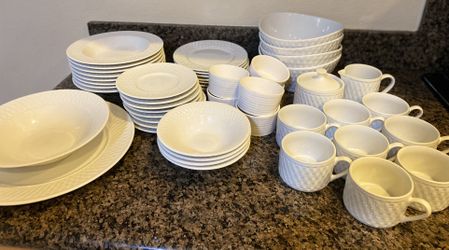 Basketweave White Stoneware and More 50 Pieces 