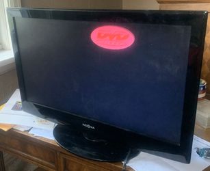 24” LED TV w built in DVD player