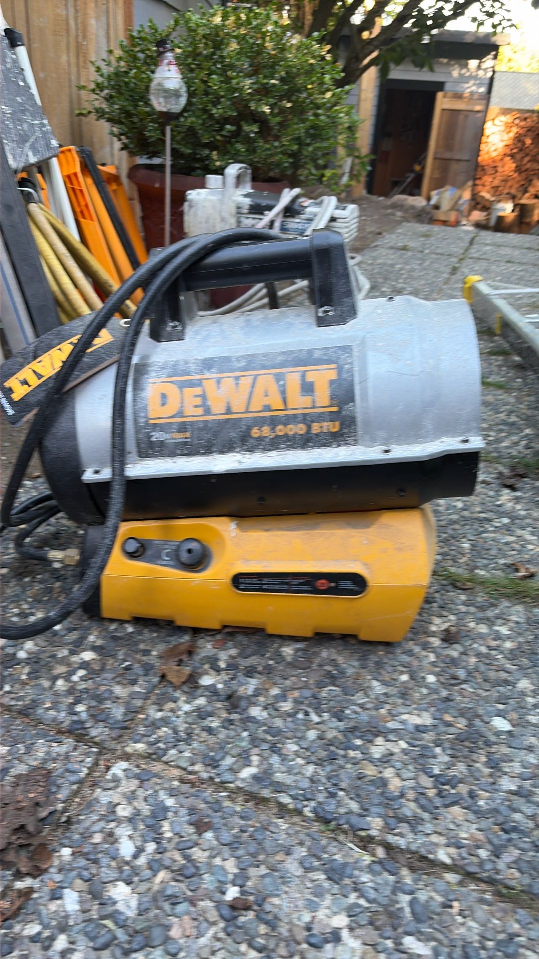 Propane Heater/20 Volt 