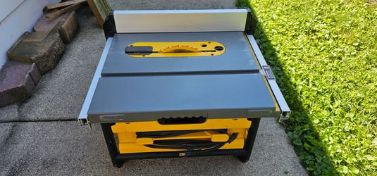 DeWalt DW745 table saw