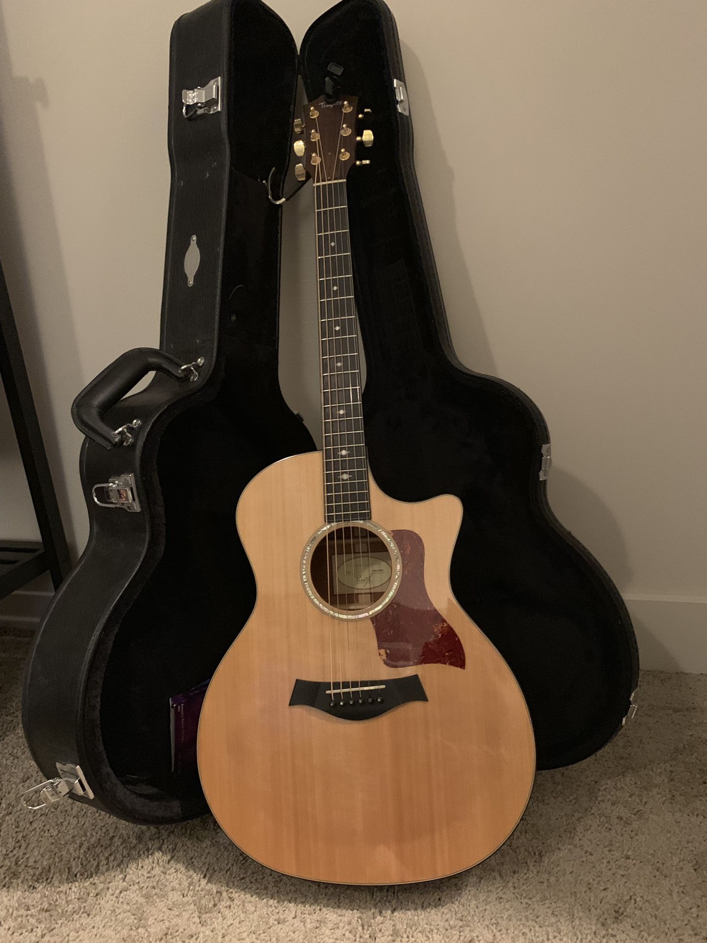 Taylor 514ce Guitar