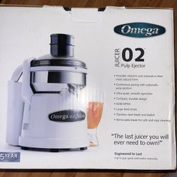 Omega Fruit And Vegetable Juicer (never Used)