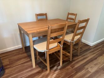 Wood Dining Table with 4 Chairs