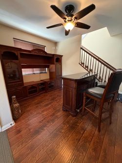 Beautiful wood entertainment center $75