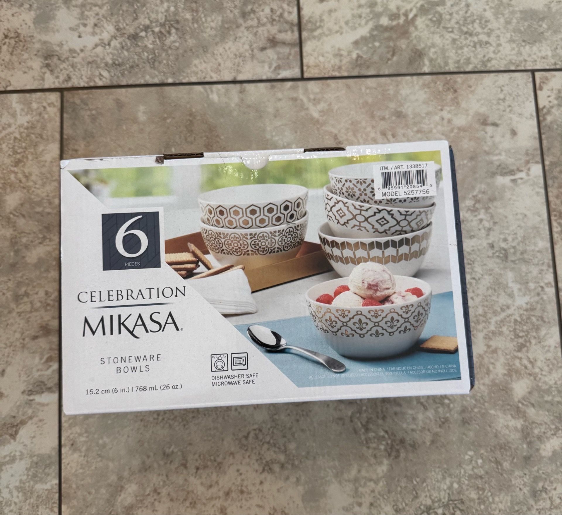 New Mikasa Stoneware Bowls