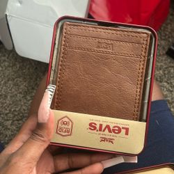 levis wallet 