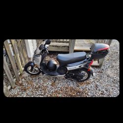 Gator 50cc Moped