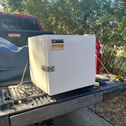 Ge mini fridge ice cold