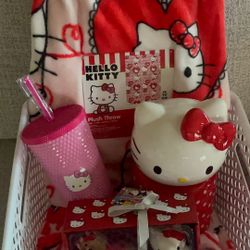 Hello kitty valentines basket
