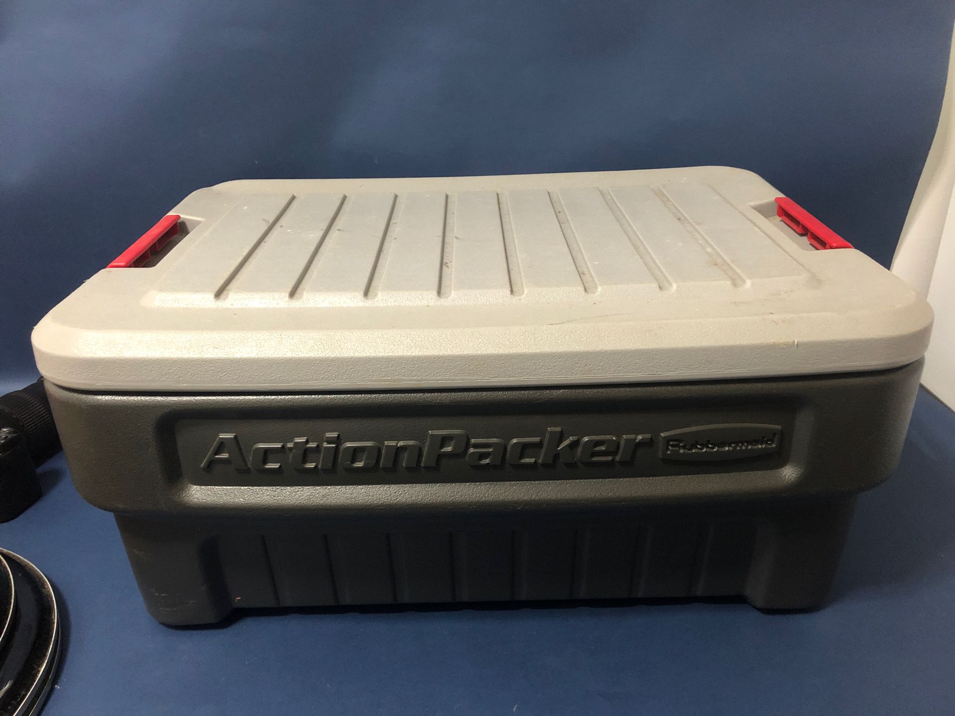 Rubbermaid action packer container model 1171 for Sale in Queens, NY -  OfferUp