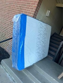 Everything Must Go ❤️ Brand New Full Mattress With Box Spring - Delivery Available
