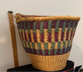 Large Vintage Authentic handwoven Bolga basket, traditionally crafted by skilled artisans in the Bolgatanga region of Ghana
