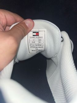 NWT Tommy Hilfiger Rezmy Men's Low Top Sneakers