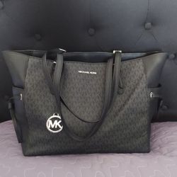 Black MK Toke/purse