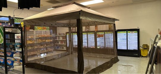 Pop-Up Gazebo Canopy with Mesh Side Walls