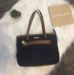 Michael kors shoulder bag