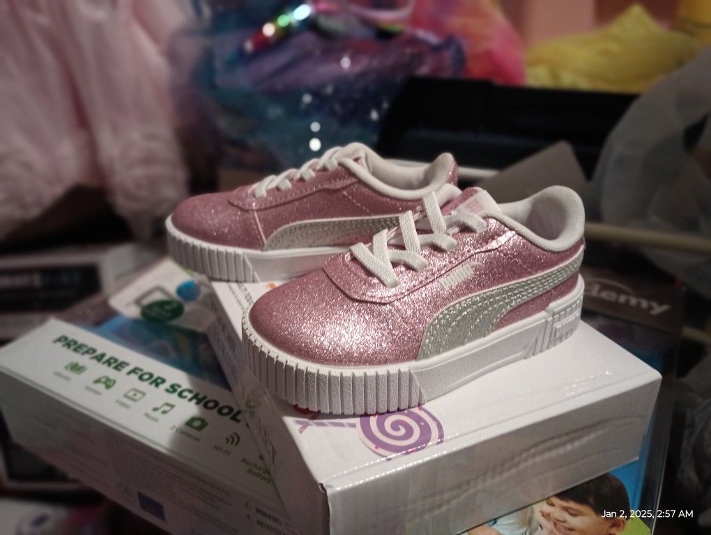 Brand New Sz 7C Girls Puma Shoes $30 Obo