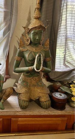 Thailand statues
