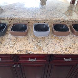 9 inch diameter flower pot ceramic 5 available. Price per pot.