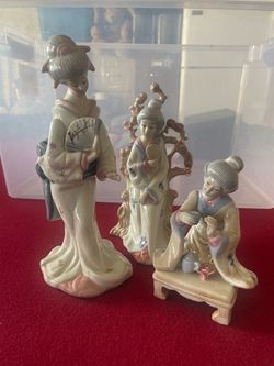 Vintage Chinese Geisha women