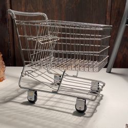Mini Metal Grocery Shopping Cart - Decor 