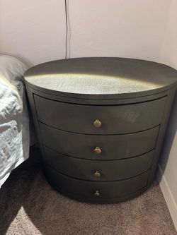 Oval Nightstand with 4 Drawers